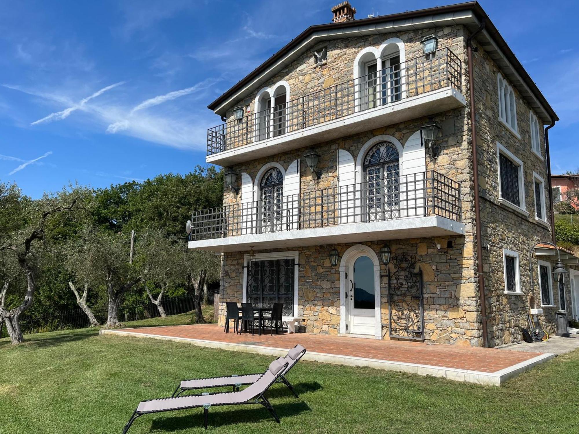 B&B Alla Fortezza Sarzana Exterior photo